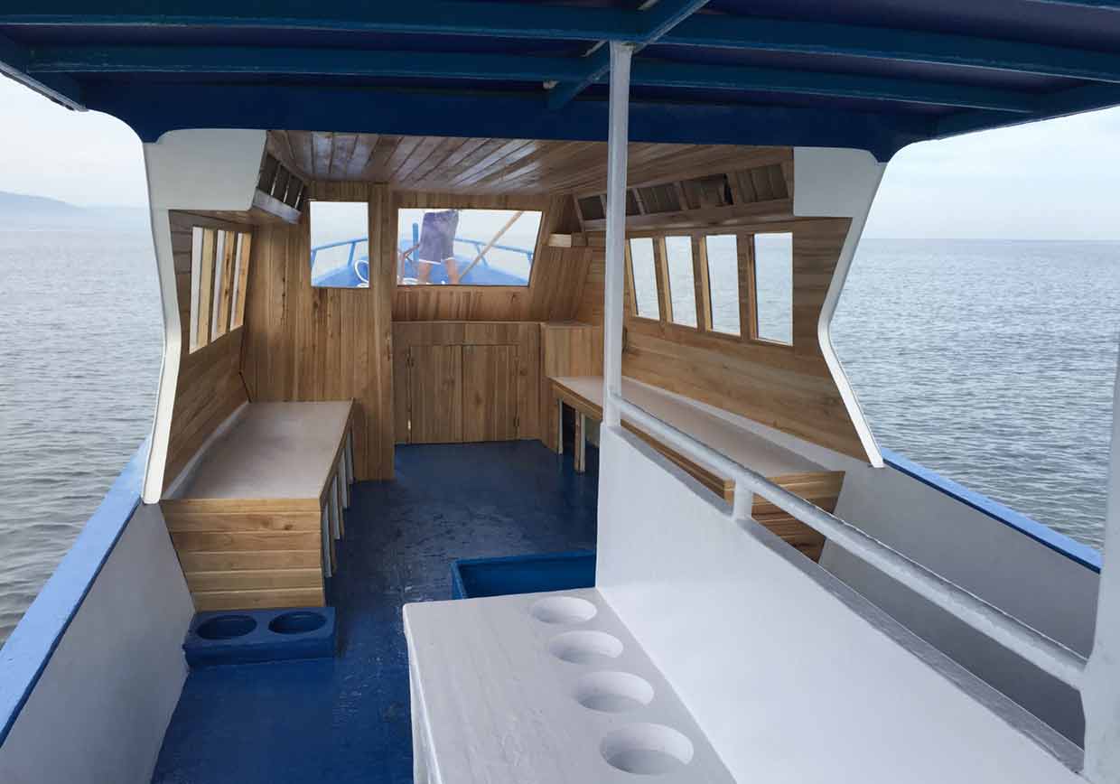 Saloon on KM Siladen 12