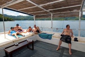 Eco-Divers-Resort-Lembeh-Day-Liveaboard-Sundeck1