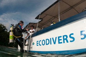 Eco-Divers-Resort-Lembeh-Speedboat6